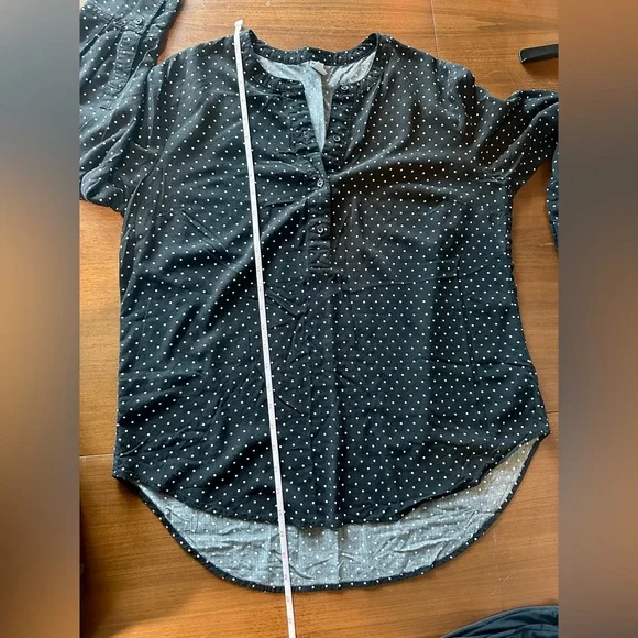 Large Old Navy Black with white polka dots - Picture 5 of 9